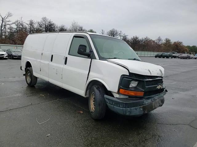 2011 Chevrolet Express G2500 Delivery Van VIN: 1GCWGGFA5B1130366 Lot: 93232235
