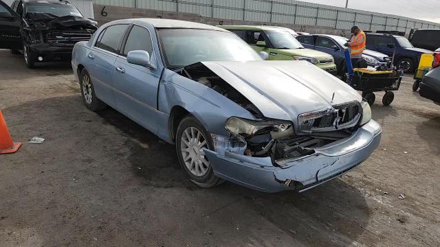 2007 Lincoln Town Car Signature VIN: 1LNHM81VX7Y609166 Lot: 92677265