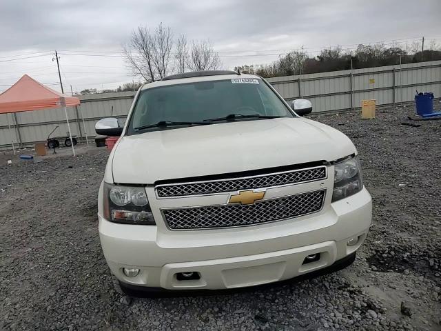 2013 Chevrolet Suburban K1500 Ltz VIN: 1GNSKKE72DR284728 Lot: 93763265