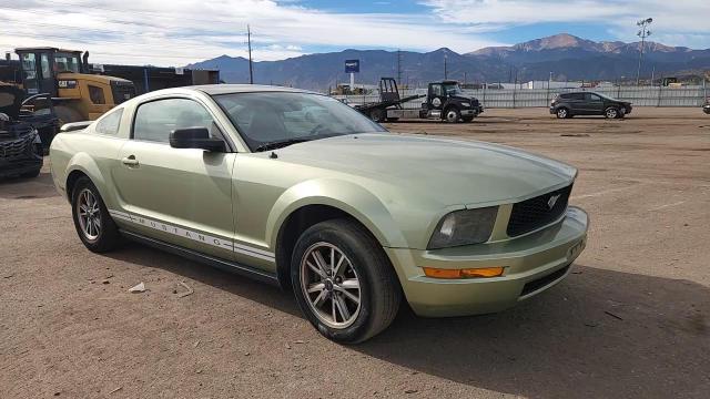 2005 Ford Mustang VIN: 1ZVFT80N655220164 Lot: 92504475