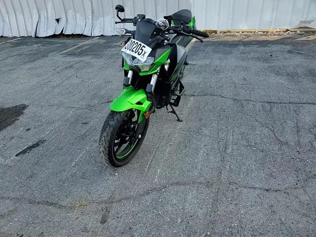 2019 Kawasaki Er400 D VIN: JKAERKD10KDA39576 Lot: 93300205