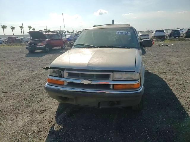 2000 Chevrolet Blazer VIN: 1GNDT13W0Y2247492 Lot: 93885375