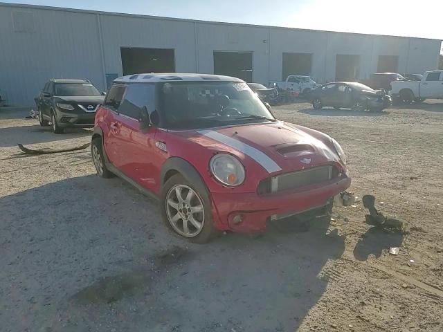 2008 Mini Cooper S VIN: WMWMF73588TV38808 Lot: 91618485