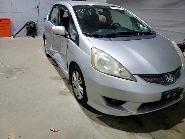 2011 Honda Fit Sport VIN: JHMGE8H57BC027615 Lot: 93234655