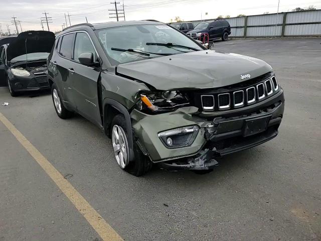 2018 Jeep Compass Latitude VIN: 3C4NJDBB2JT483259 Lot: 91227455