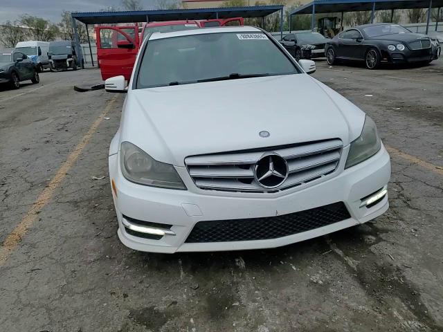 2013 Mercedes-Benz C 250 VIN: WDDGF4HB0DR275014 Lot: 92843865