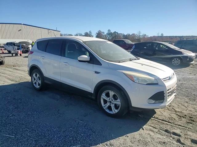 2015 Ford Escape Se VIN: 1FMCU0GX9FUA07028 Lot: 92152485