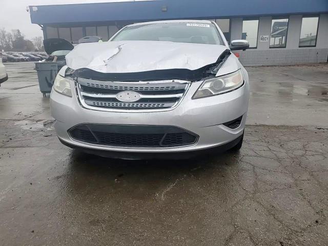 2010 Ford Taurus Limited VIN: 1FAHP2FW8AG104112 Lot: 93170525