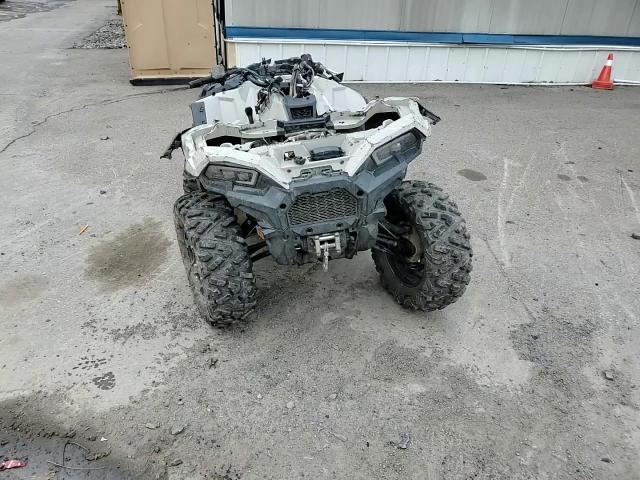 2023 Polaris Sportsman 850 Ultimate Trail Le VIN: 4XASXZ855PB210947 Lot: 93049315