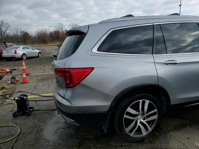 2016 Honda Pilot Elite VIN: 5FNYF6H01GB059823 Lot: 90898275