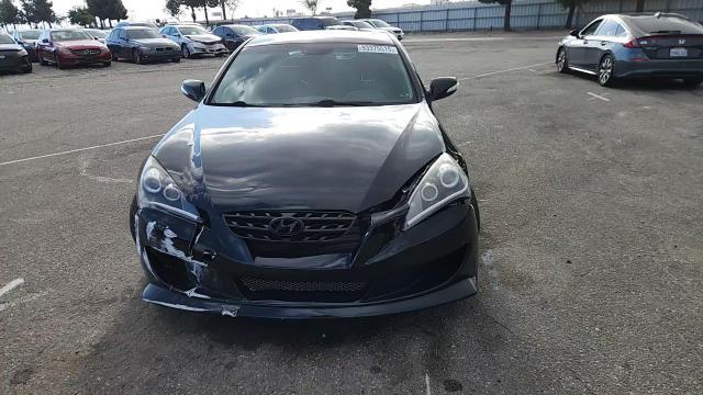 2011 Hyundai Genesis Coupe 3.8L VIN: KMHHU6KH0BU055021 Lot: 93375515