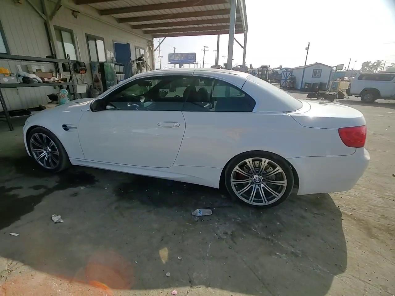 Фото: WBSDX9C52DE785275