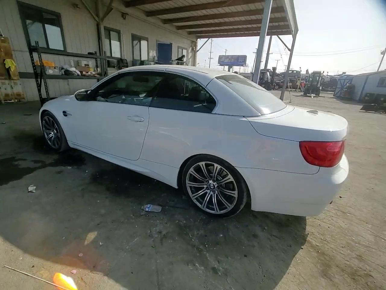 Фото: WBSDX9C52DE785275