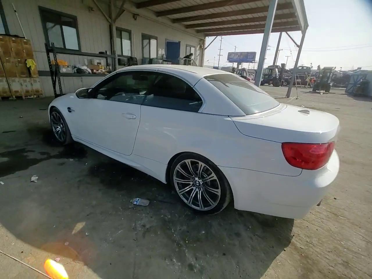 Фото: WBSDX9C52DE785275