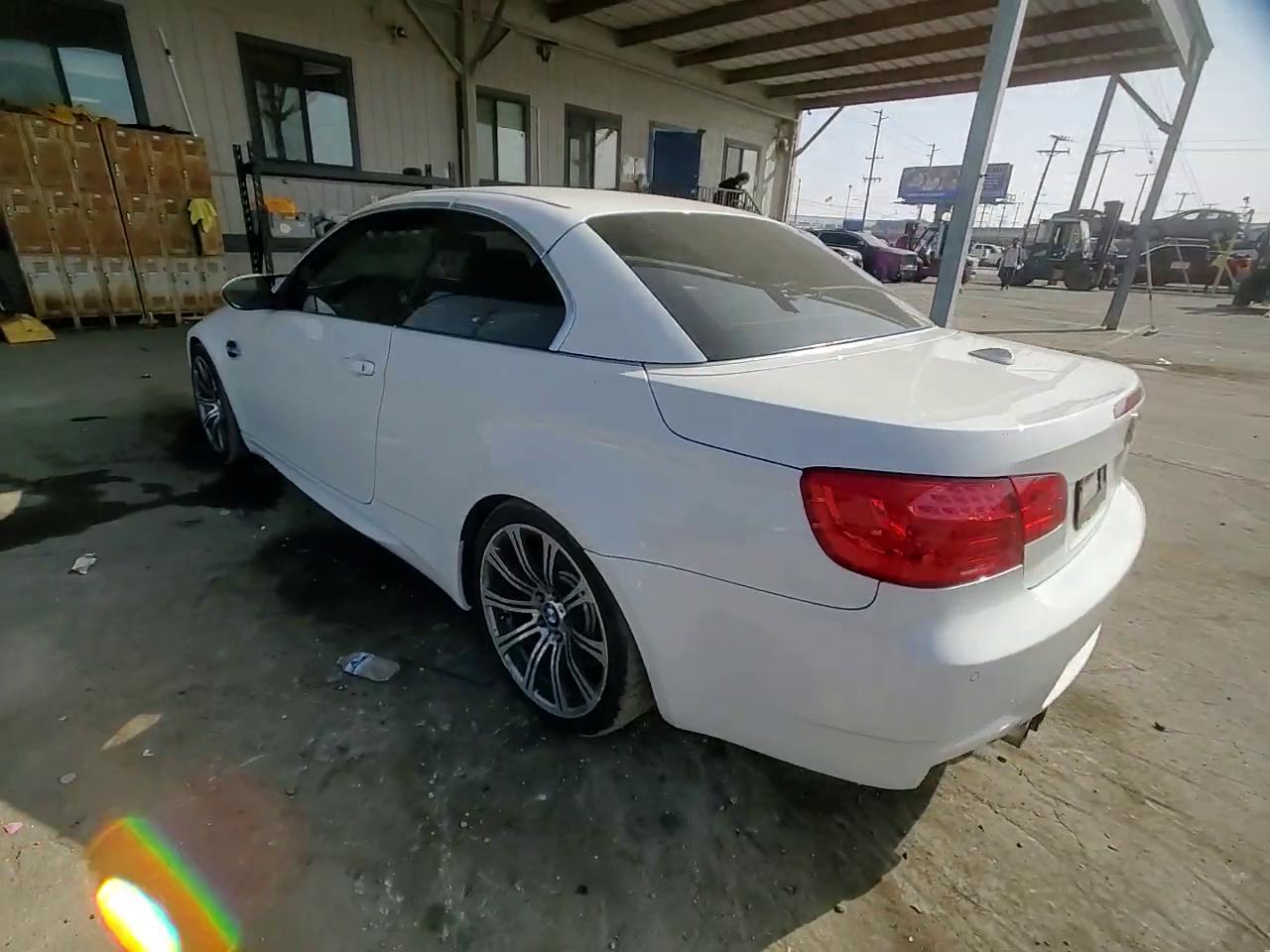 Фото: WBSDX9C52DE785275