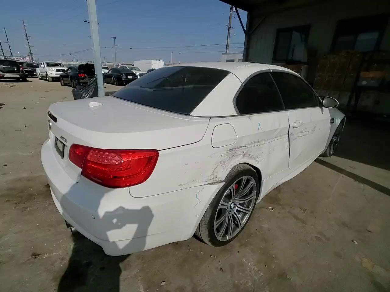 Фото: WBSDX9C52DE785275