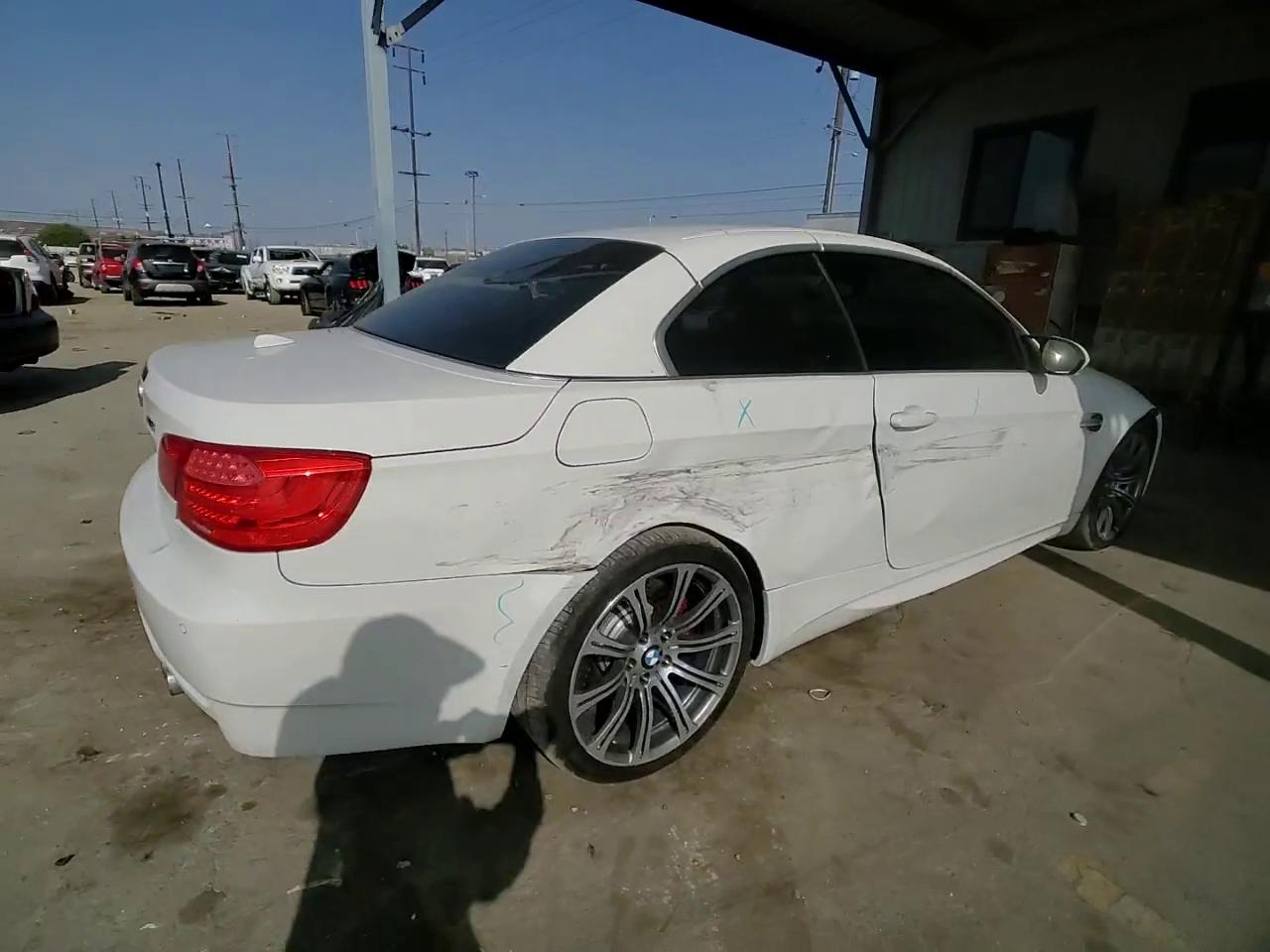 Фото: WBSDX9C52DE785275