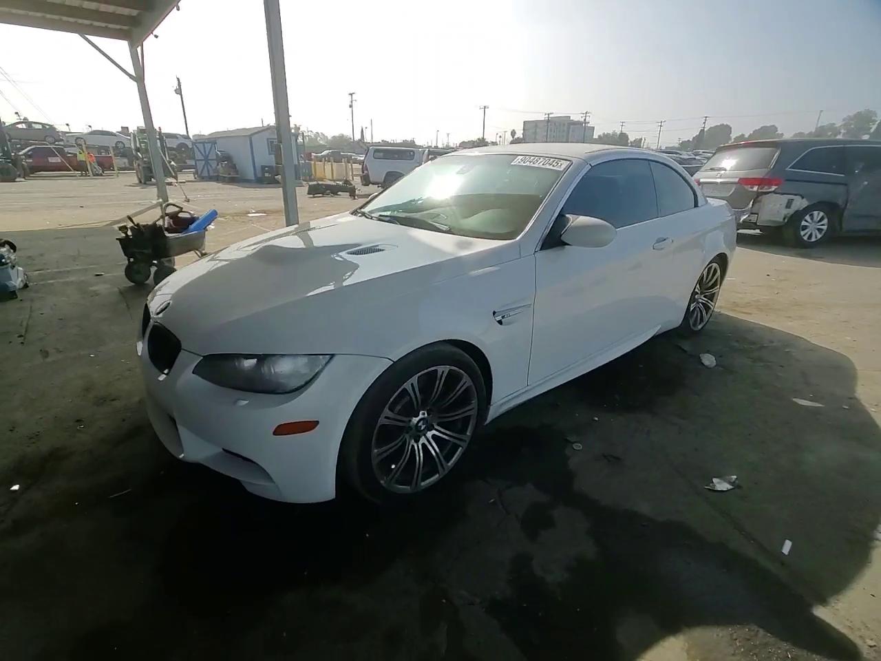 Фото: WBSDX9C52DE785275