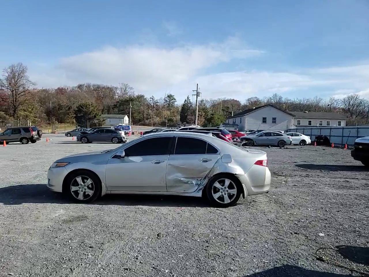 Фото: JH4CU2F62AC019530