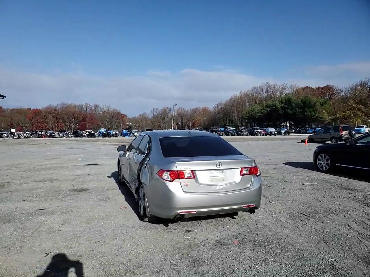 Фото: JH4CU2F62AC019530