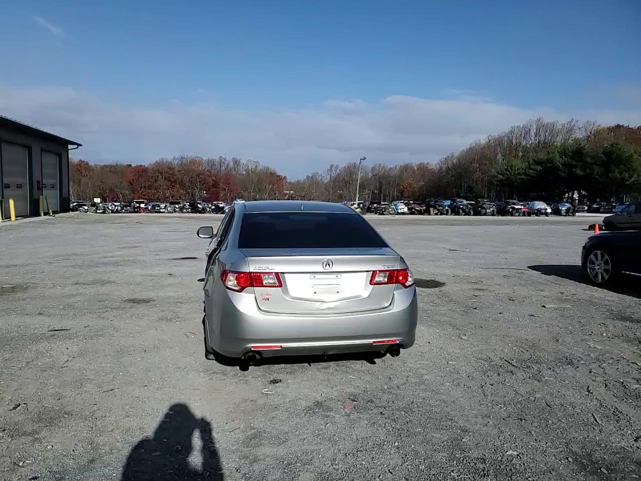 Фото: JH4CU2F62AC019530