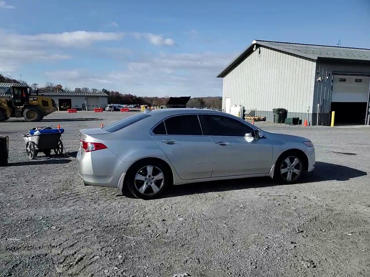 Фото: JH4CU2F62AC019530