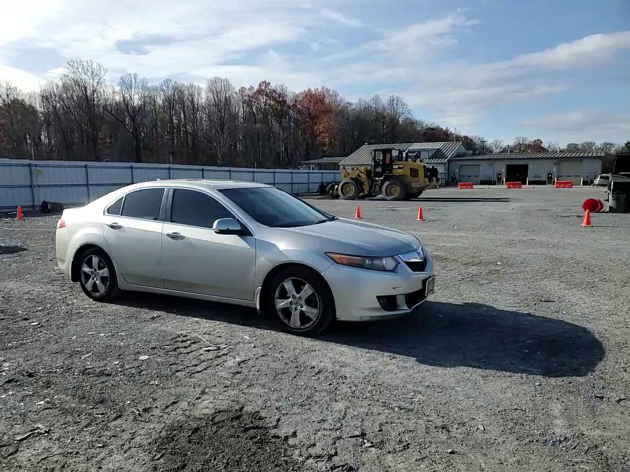 Фото: JH4CU2F62AC019530