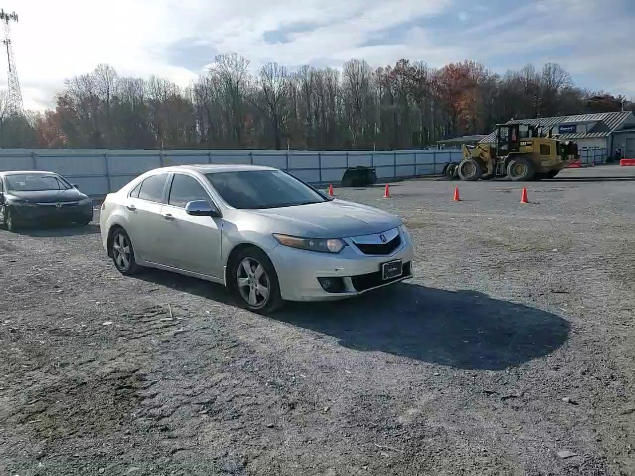 Фото: JH4CU2F62AC019530