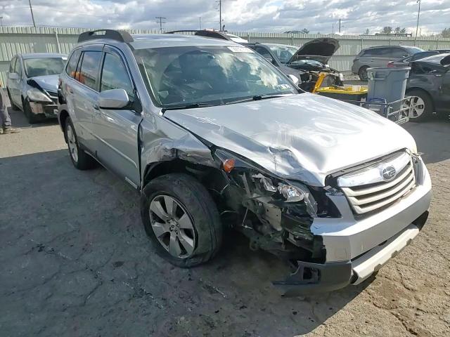 2012 Subaru Outback 2.5I Limited VIN: 4S4BRBKC3C3210818 Lot: 92823935