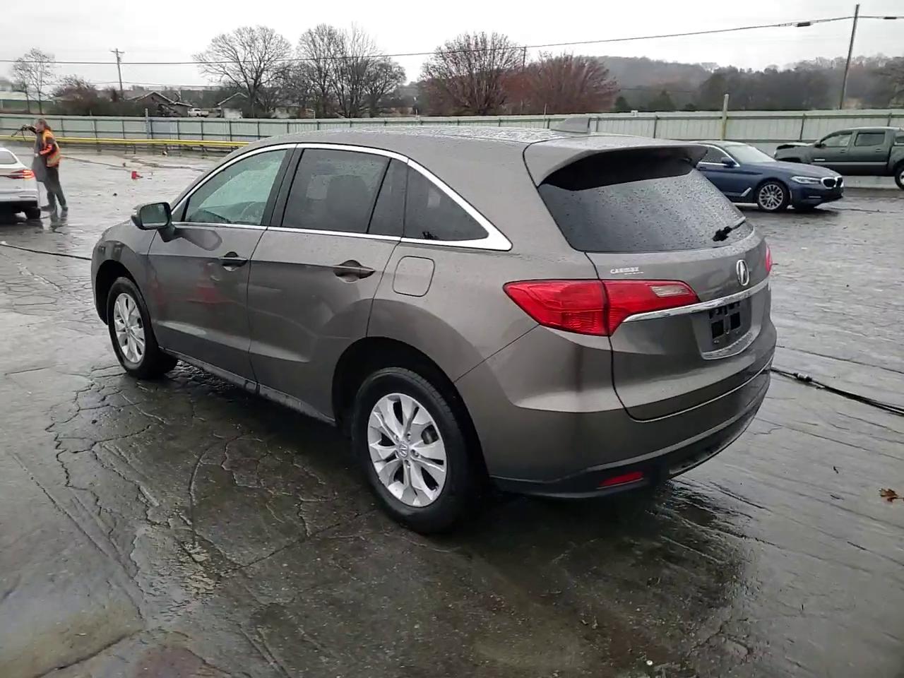 Фото: 5J8TB3H56DL003841