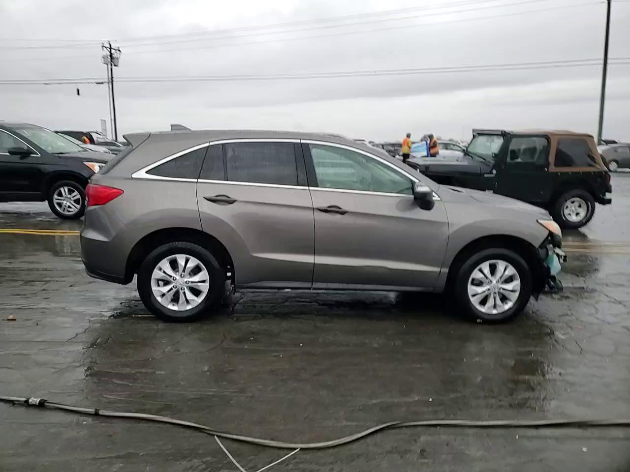 Фото: 5J8TB3H56DL003841