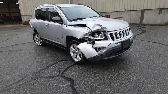 2013 Jeep Compass Sport VIN: 1C4NJDBB8DD272108 Lot: 92023185