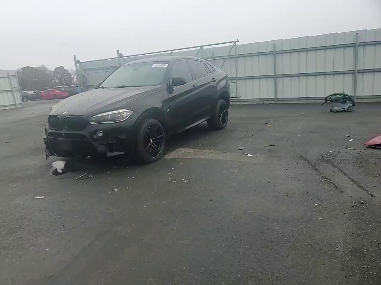 Фото: 5YMKW8C50G0R43780