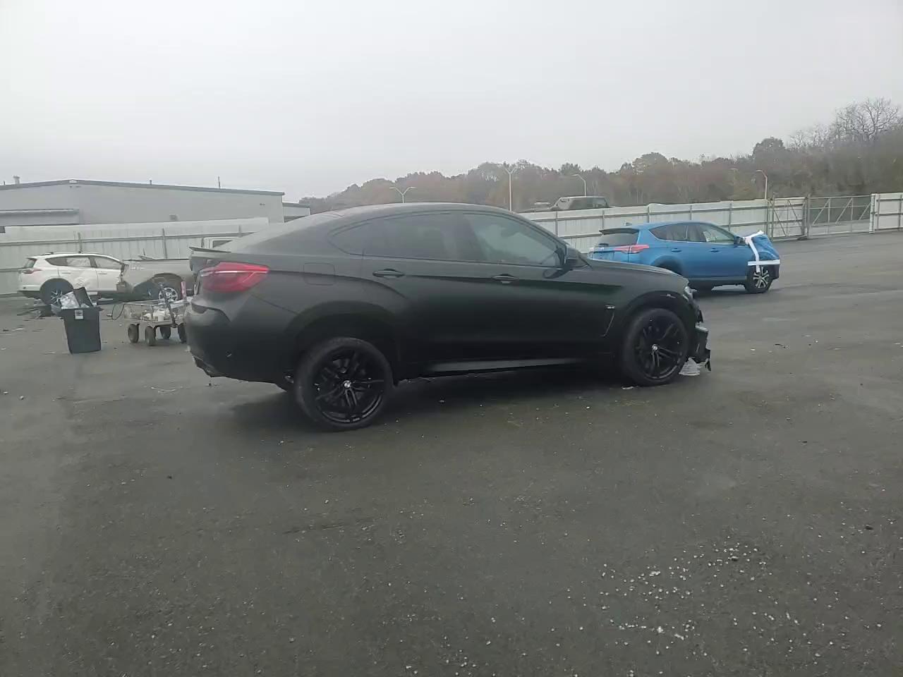 Фото: 5YMKW8C50G0R43780