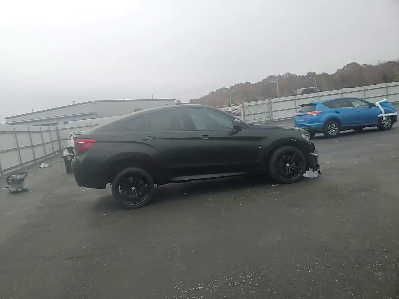 Фото: 5YMKW8C50G0R43780