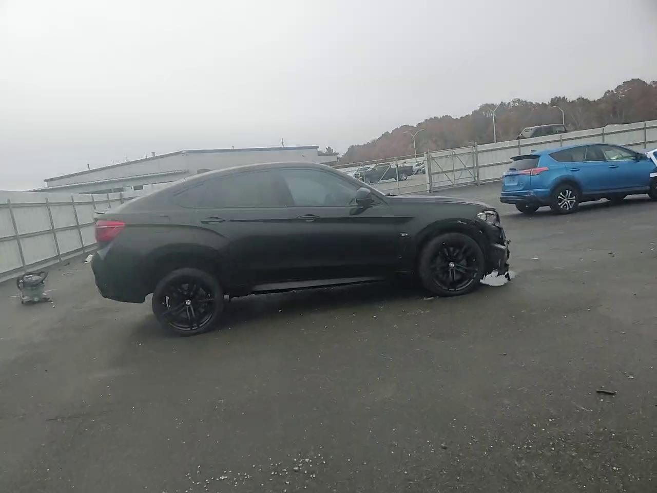 Фото: 5YMKW8C50G0R43780