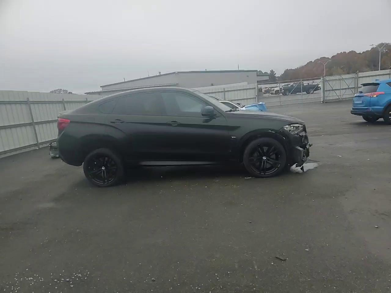 Фото: 5YMKW8C50G0R43780