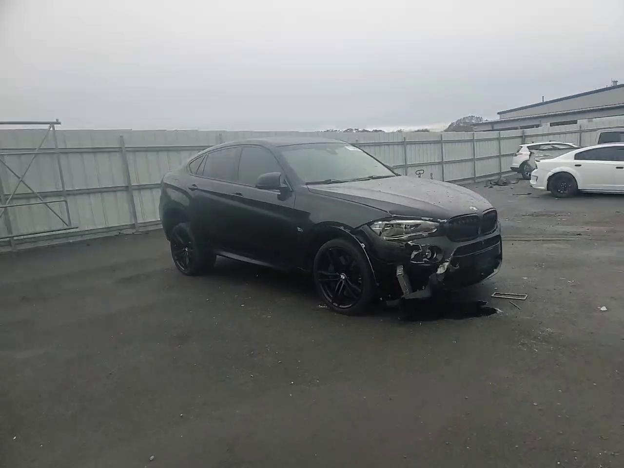 Фото: 5YMKW8C50G0R43780