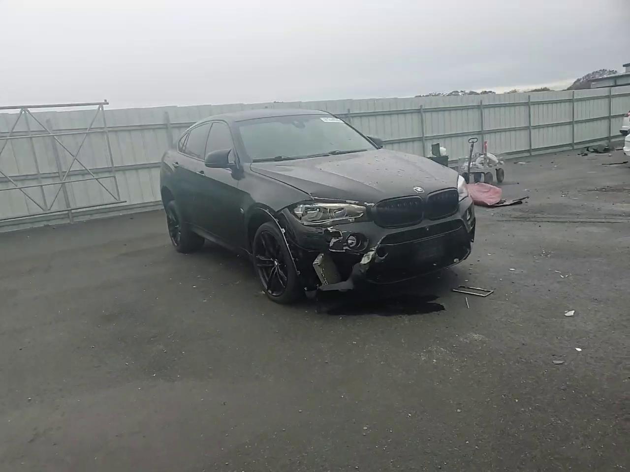 Фото: 5YMKW8C50G0R43780