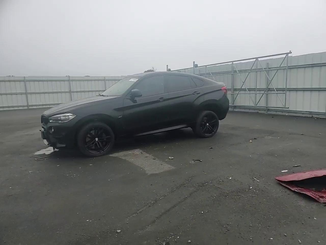 Фото: 5YMKW8C50G0R43780