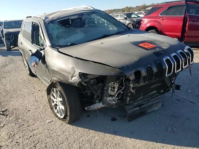 2016 Jeep Cherokee Latitude VIN: 1C4PJMCS5GW205272 Lot: 91432045