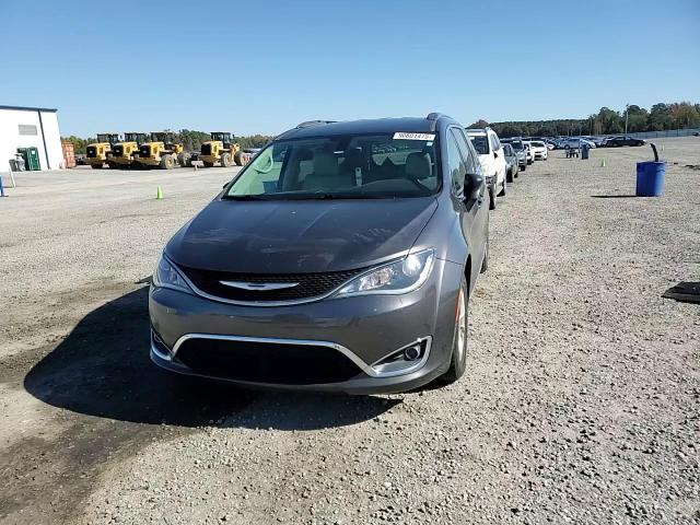 2018 Chrysler Pacifica Touring L VIN: 2C4RC1BG6JR127194 Lot: 90801475