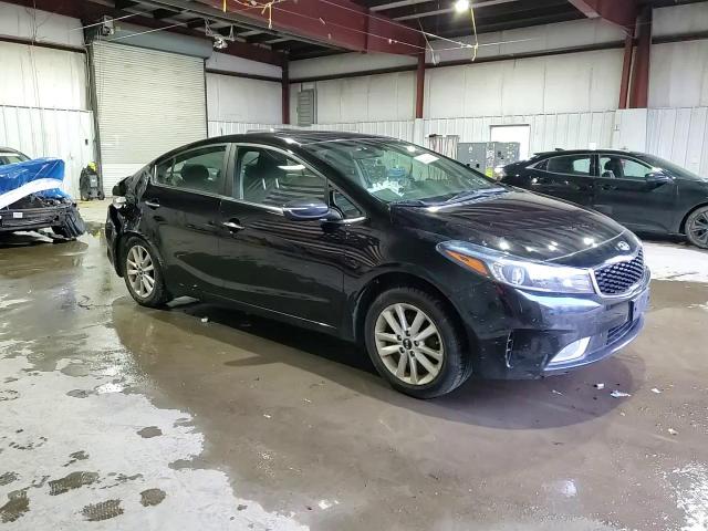 2017 Kia Forte Lx VIN: 3KPFL4A75HE038976 Lot: 92829125