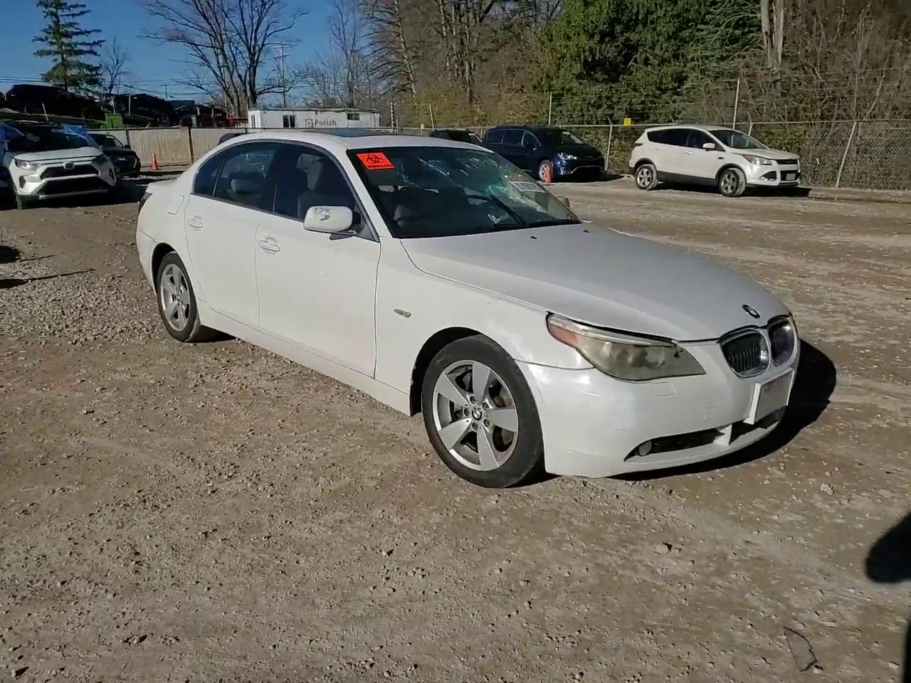 Фото: WBANF735X7CU26367