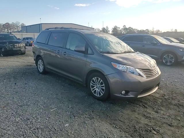 2012 Toyota Sienna Xle VIN: 5TDYK3DC2CS204917 Lot: 92509465