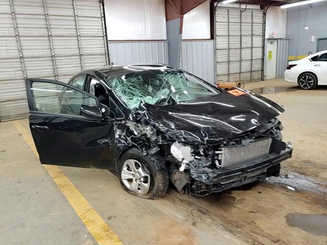 2018 Kia Forte Lx VIN: 3KPFK4A70JE227009 Lot: 90486205