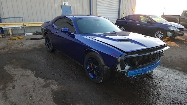 2018 Dodge Challenger Sxt VIN: 2C3CDZAG5JH215327 Lot: 93049665