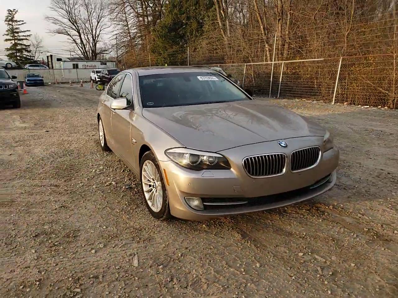 Фото: WBAFU7C51BC878145