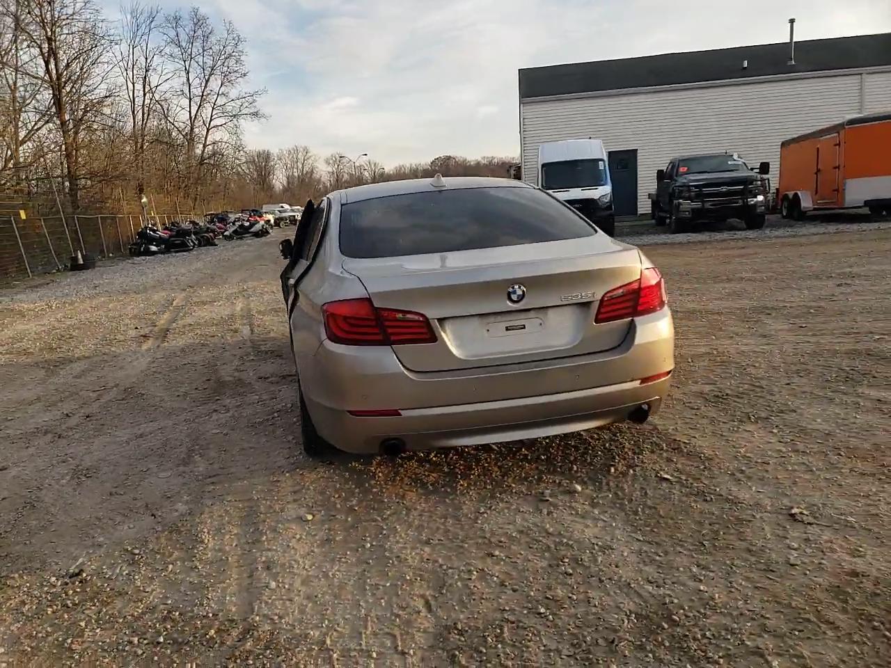 Фото: WBAFU7C51BC878145