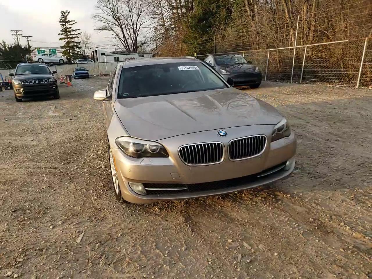 Фото: WBAFU7C51BC878145